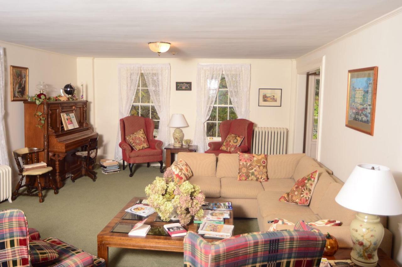 Windflower Inn Great Barrington Dış mekan fotoğraf